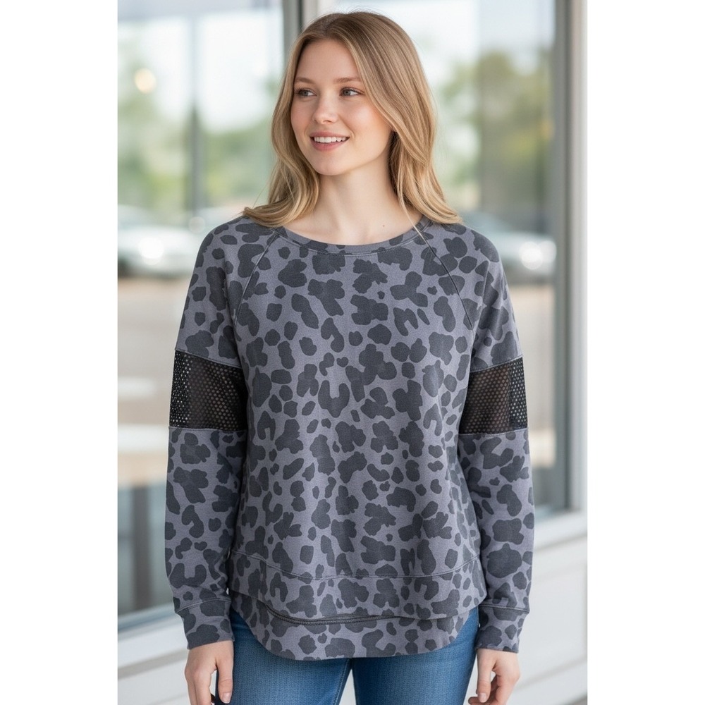 DSG Women's Animal Print Crew Neck Sweatshirt Mesh Accents Gray Medium‎